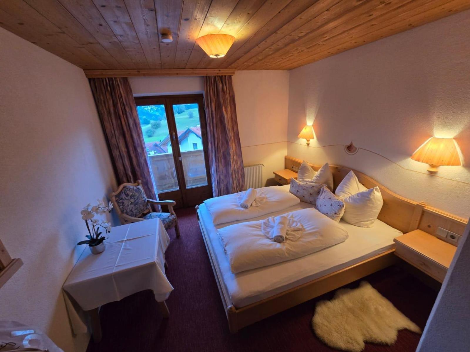 Pension Razil Ladis Exterior photo
