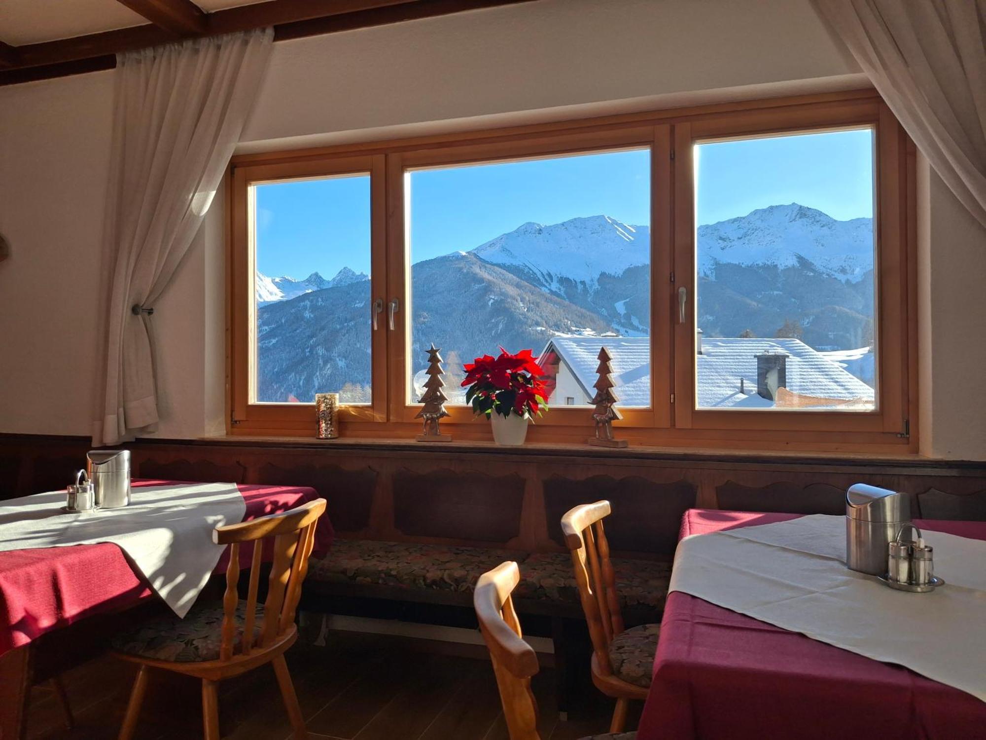 Pension Razil Ladis Exterior photo