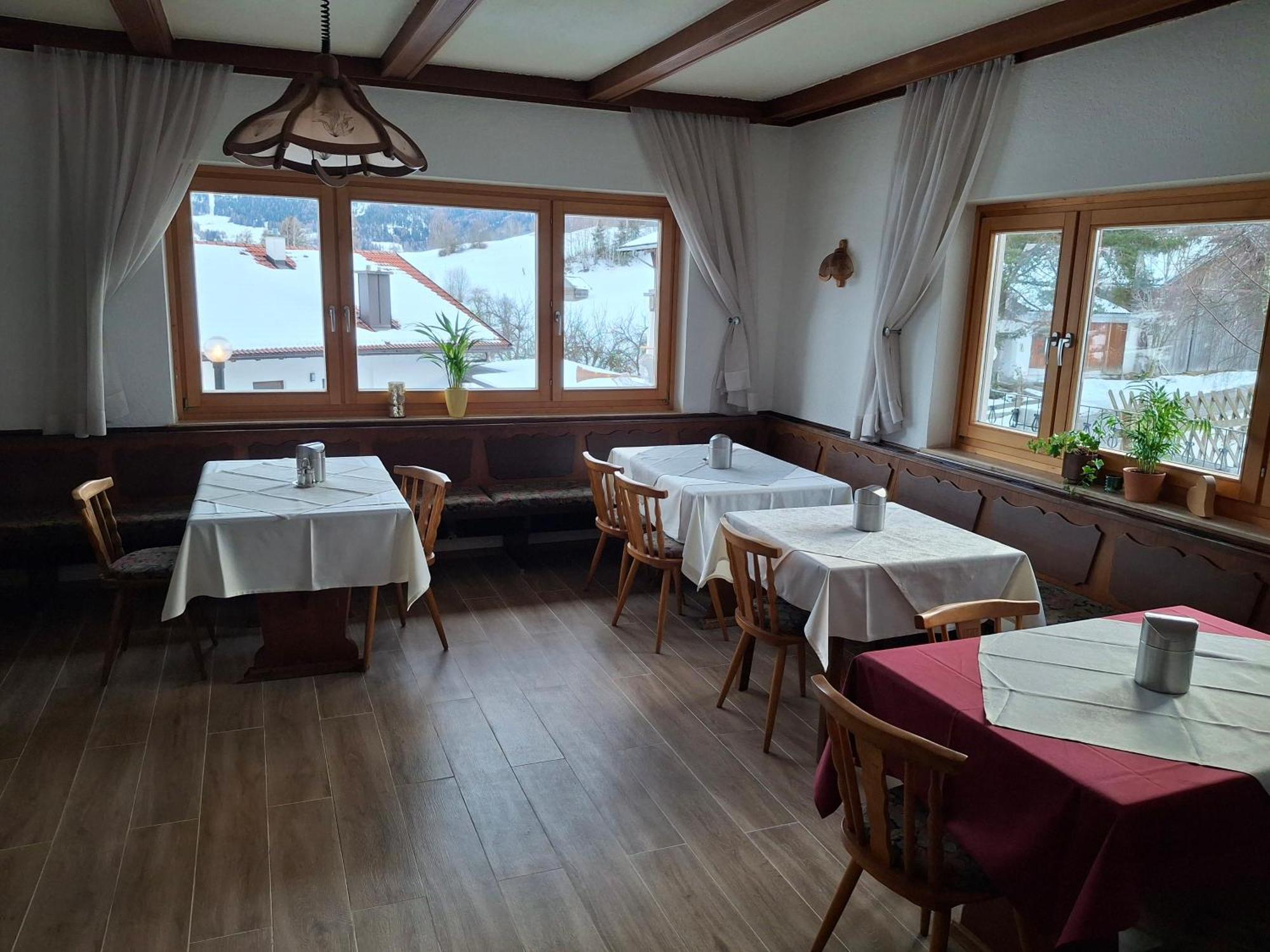 Pension Razil Ladis Exterior photo